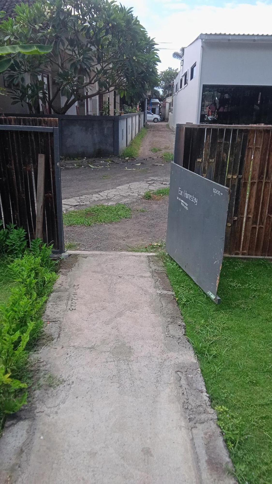 Giri Homestay アメッド エクステリア 写真